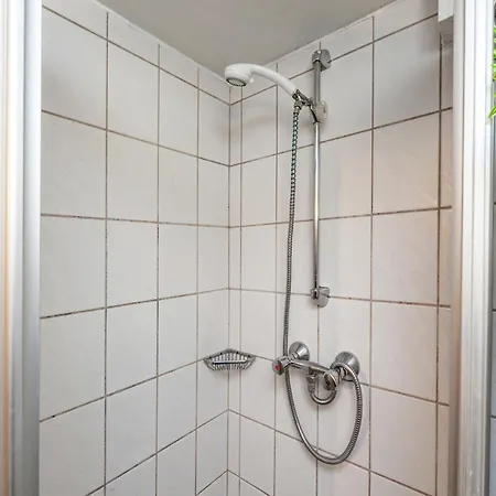 Luxurious In With Sauna * مالميدي